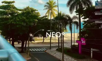 Apartamento com vista para o mar à venda na quadra da praia – Santos/SP – Reformado, 3 dormitórios, 2 suítes e 2 vagas