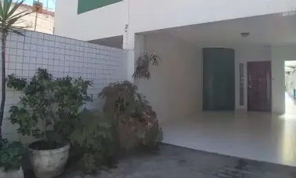 Casa com 3 dormitórios à venda, 236 m² por R$ 1.600.000,00 - Campo Grande - Santos/SP
