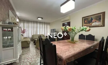 Casa ampla, no coração do gonzaga, em santos a venda
