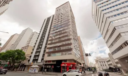 Conjunto Comercial à venda, 25.00 m2 por R$150000.00  - Centro - Curitiba/PR