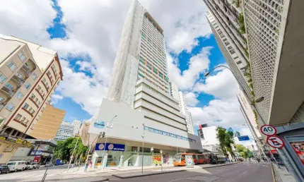 Apartamento com 2 quartos  para alugar, 59.10 m2 por R$2500.00  - Centro - Curitiba/PR