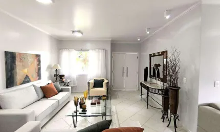 LINDA CASA COM 4 SUITES E PISCINA PRIVATIVA NO LOT. RESIDENCIAL DOLCE VITA!!!