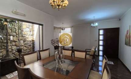 CASA PRONTA PARA MORAR, ACABAMENTO IMPECÁVEL E LOCALIZAÇÃO PERFEITA EM ITATIBA!!