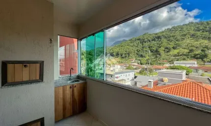 Apto Semimobiliado | Ilha da Figueira | 3 quartos (1 suíte) | 95m²