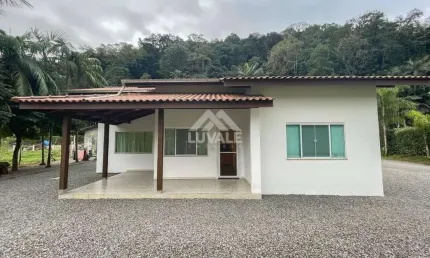 Casa semimobiliada | schroeder i | 3 quartos (1 suíte) | 183m²