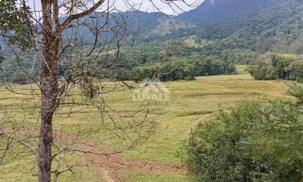 Chácara / sítio com 4 quartos à venda na Eurico Oto Homburg, 1, Área Rural de Jaraguá do Sul, Jaraguá do Sul