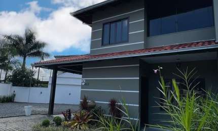 Casa com 3 quartos à venda no Costa e Silva, Joinville 