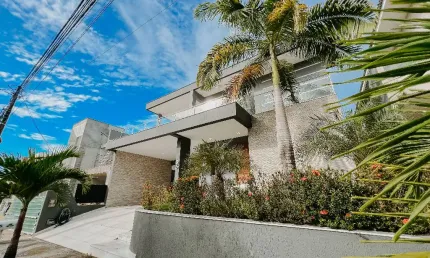 Sobrado para venda possui 450 metros quadrados com 4 quartos em Parque do Jiqui - Parnamirim - RN