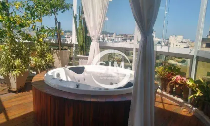 Cobertura com 3 dormitórios à venda, 227 m² no Centro - Cabo Frio/RJ