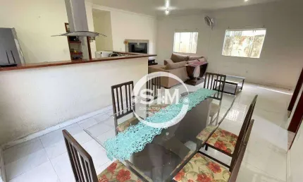 Casa com 4 dormitórios à venda, 240 m² por R$ 900.000,00 - Jardim Flamboyant - Cabo Frio/RJ