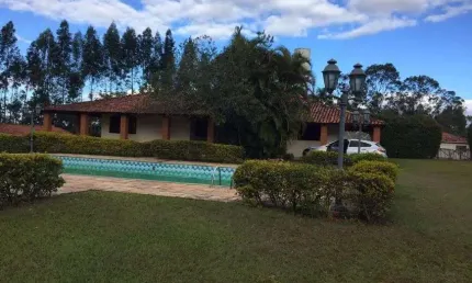 Fazenda/Sítio/Chácara para venda possui 250000 metros quadrados com 3 quartos