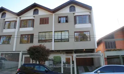 Sobrado para venda  no Bairro Jardim America em Caxias do Sul