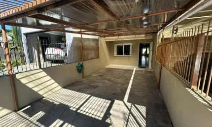 Sobrado para venda  no Bairro Ana Rech em Caxias do Sul
