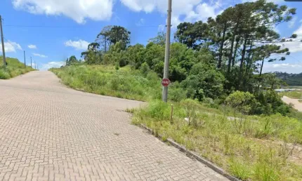 Terreno de Esquina  no Loteamento Valle dos Pinhais II