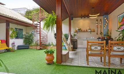 Casa com 3 quartos à venda no Velha, Blumenau , 190 m2 por R$ 930.000