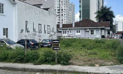 Terreno comercial à venda no Victor Konder, Blumenau  por R$ 950.000