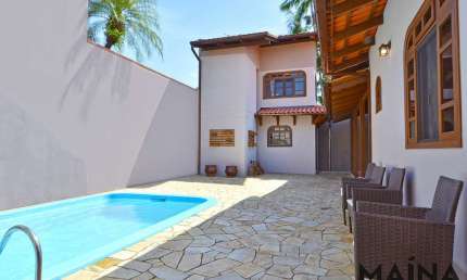 Casa com 4 quartos à venda no Fortaleza, Blumenau , 303 m2 por R$ 970.000