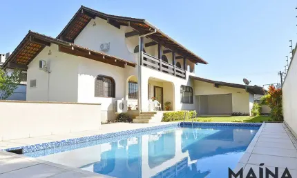 Casa com 3 quartos à venda no Centro, Blumenau , 327 m2 por R$ 1.680.000