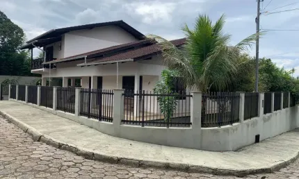 Casa com 4 quartos à venda no Itoupava Norte, Blumenau , 240 m2 por R$ 980.000