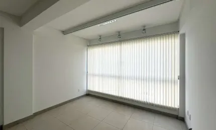 Ponto comercial para alugar em Água Verde, Blumenau , 61 m2 por R$ 2.000