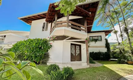 Casa com 3 quartos à venda no Vorstadt, Blumenau , 245 m2 por R$ 1.150.000