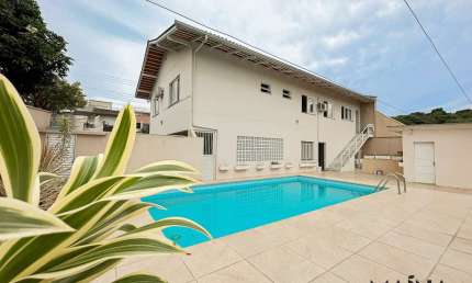 Casa com 4 quartos à venda no Velha, Blumenau , 354 m2 por R$ 1.230.000