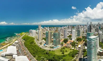 Apartamento de 2/4 com suíte, varanda gourmet e uma infraestrutura completa | Unidades com Vista Mar | Rooftop