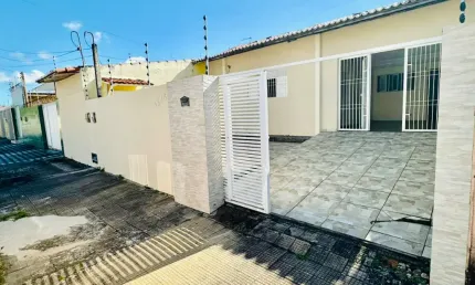 Casa com 3 quartos à venda na Rua Raposo Câmara, Candelária, Natal