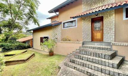 Casa com 5 quartos à venda, 360 m² por R$ 1.480.000 - S F Residencia - Barueri/SP