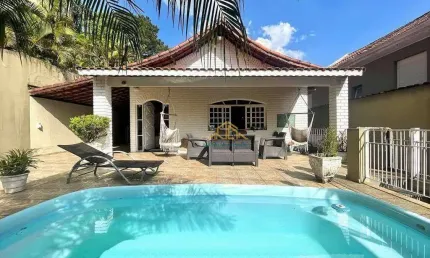 Casa térrea com 3 quartos sendo 2 suítes à venda, 131 m² por R$ 990.000 - Granja Viana - Vila Diva - Carapicuíba/SP