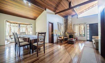 Casa Térrea com 3 quartos, sendo 1 suíte à venda, 228 m² por R$ 1.100.000 - Condomínio Colinas de São Fernando – Granja Viana/Cotia