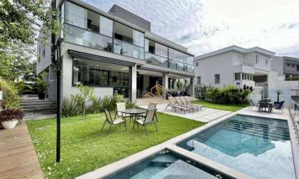 Casa com 4 quartos à venda, 513 m² por R$ 5.500.000 - Granja Viana - Carapicuíba/SP