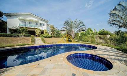 Casa térrea com 5 suítes à venda, 566 m² por R$ 2.385.000 - Granja Viana - Jardim Passargada I - Cotia/SP