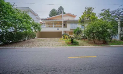 Casa térrea com 4 quartos com 535 m², aluguel por R$ 12.000,00 - Aldeia da Serra - Barueri/SP