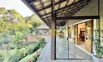 Casa com 3 dormitórios à venda, 355 m² por R$ 2.500.000,00 - Chácara dos Lagos - Carapicuíba/SP