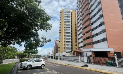 Apartamento todo mobiliado no calhau, para locação, com 3 qrts