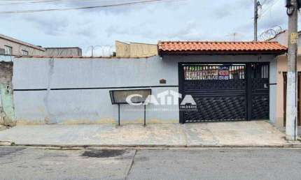 Sobrado com 02 quartos e 01 vaga à venda na Cidade Líder.