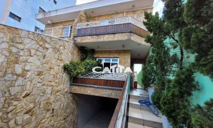 Sobrado na Cidade Patriarca 4 Dormitórios sendo 1 Suíte, 5 Vagas, 217 m²