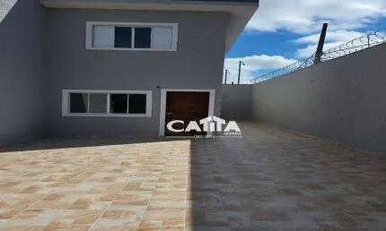 Sobrado em Guaianases 2 Dormitórios, 3 Vagas, 65 m²