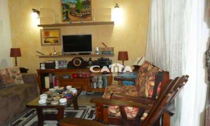Casa com 3 quartos e 2 vagas à venda, 240 m² por R$ 900.000 - Itaquera - São Paulo/SP