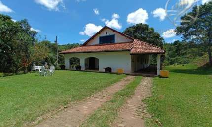 Chácara / sítio com 4 quartos à venda na Monterrey, Louveira  por R$ 2.650.000