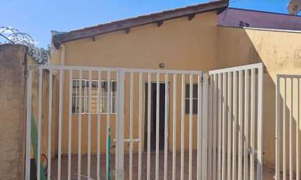 Casa com 2 quartos à venda no Parque São Francisco, Itatiba  por R$ 276.000