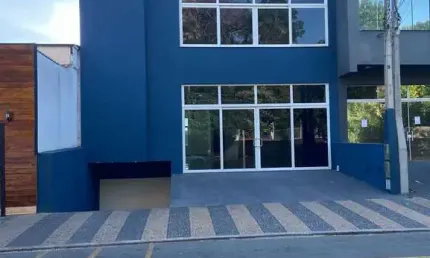 Barracão / Galpão / Depósito à venda na Vila Olivo, Valinhos  por R$ 2.800.000