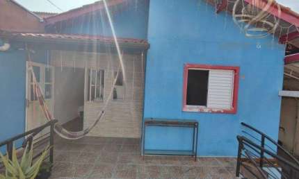 Casa com 2 quartos à venda em Leitão, Louveira  por R$ 390.000