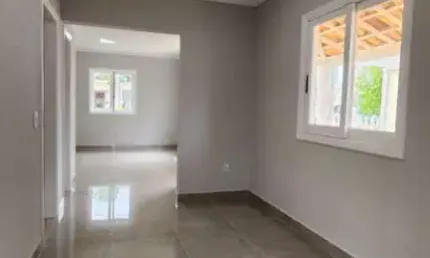 Casa em condomínio fechado com 3 quartos à venda no Centro, Louveira  por R$ 800.000