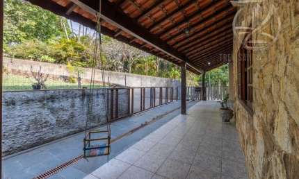 Chácara / sítio com 4 quartos à venda na Chácaras Polozzi, Louveira  por R$ 929.000