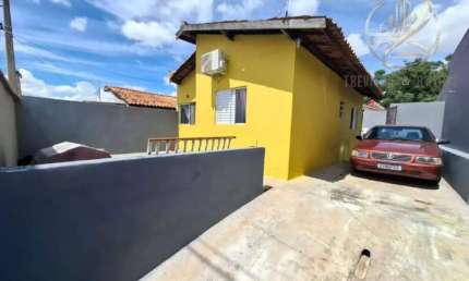 Casa com 3 quartos à venda no Vassouras, Louveira  por R$ 424.000