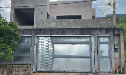 Casa com 4 quartos à venda em Capivari, Louveira  por R$ 680.000