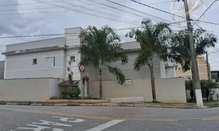 Casa com 3 quartos à venda no Vila Pasti, Louveira  por R$ 650.000