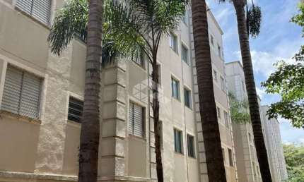 Apartamento no Presidente Dutra, 2 Dorms Planejados, Porteira Fechada!